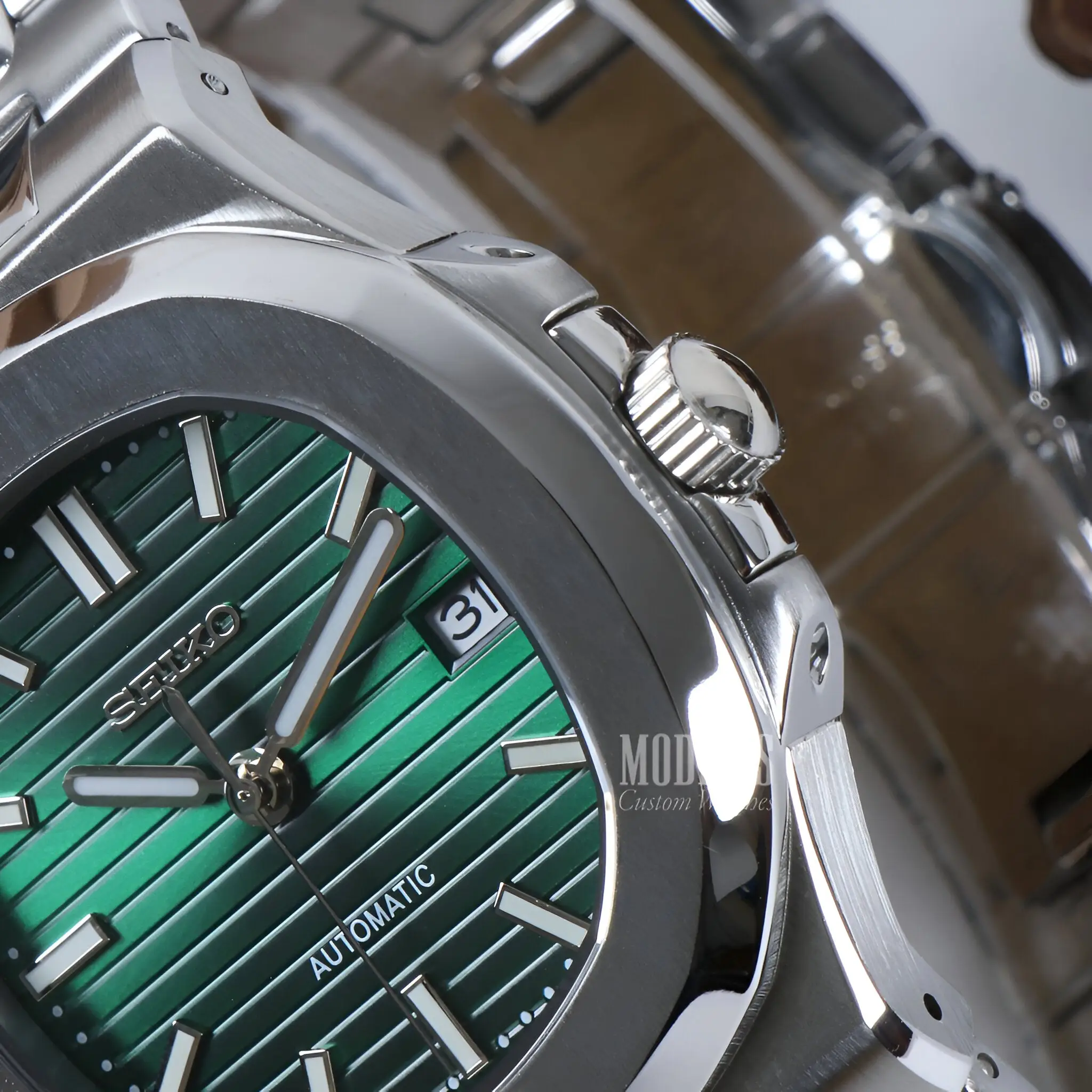 Nautiko | Metallic Green - Image 4